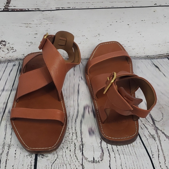 chloé virginia leather flat sandals